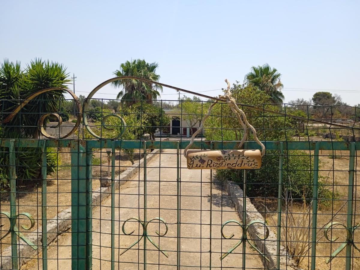 Villa Rizzieddru Galatone Exterior photo